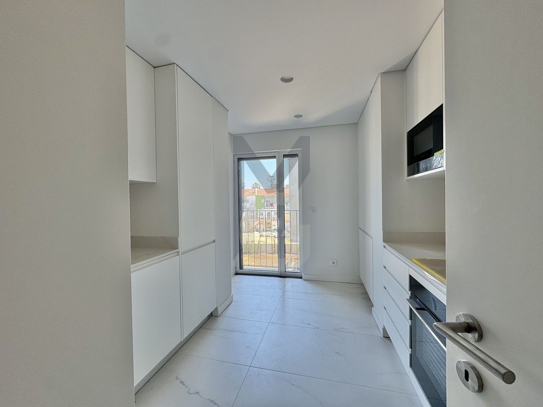 Apartment in Carcavelos e Parede, Lisbon, Portugal 5 - 18221335