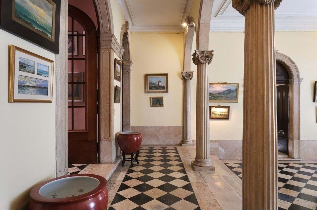 Villa in Santo Antonio, Lisbon, Portugal 2 - 18221369