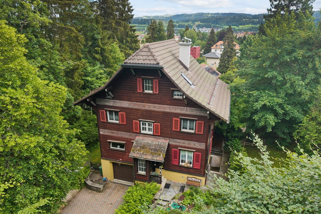 House in La Chaux-de-Fonds, Neuchâtel, Switzerland 2 - 18221544