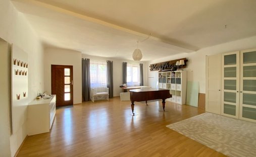 Townhouse en Pillichsdorf, Baja Austria, Austria 1