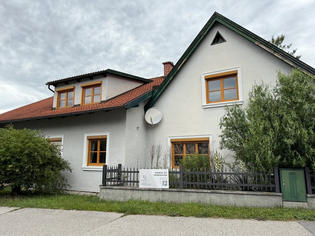 Katzelsdorf, Lower Austria, Austria 1 - 17036204