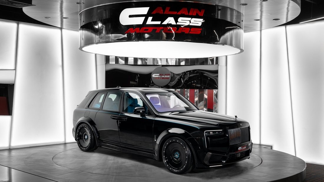 Suv in Dubai, United Arab Emirates 1 - 17653276