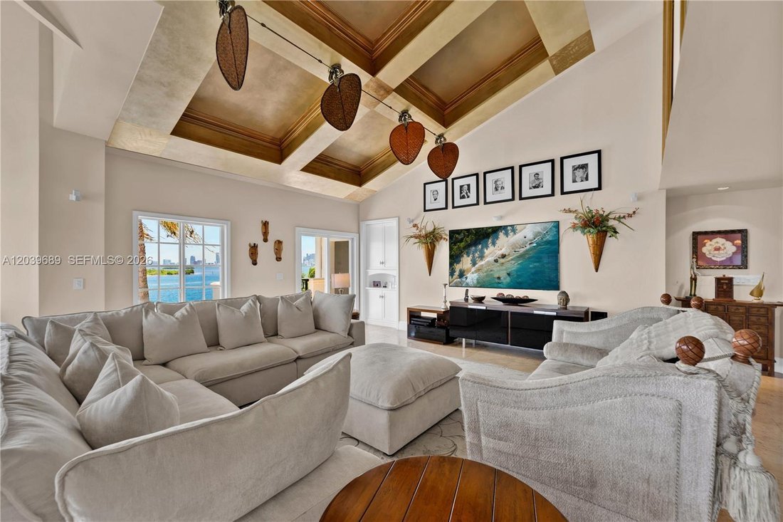 Condo in Miami Beach, Florida, United States 5 - 18223636