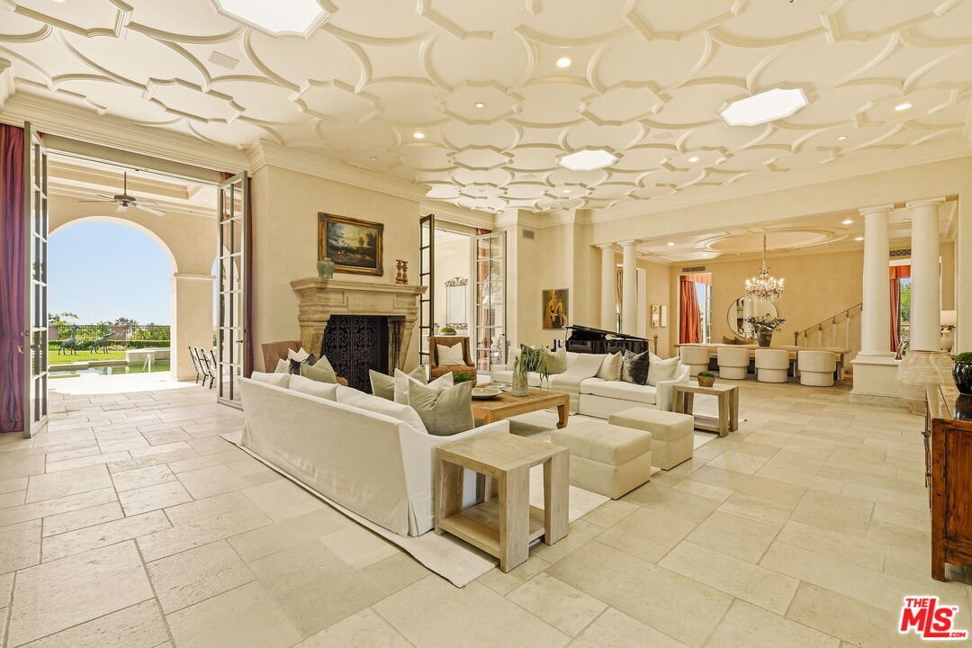 House in Beverly Hills, California, United States 5 - 18223677