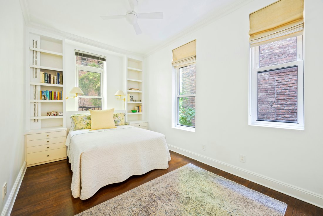 Co Op in New York, New York, United States 4 - 18217338