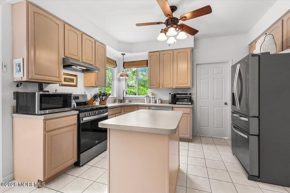 Howell Township, New Jersey, United States 5 - 18221777