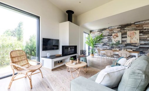 House in Saint-Medard-en-Jalles, Nouvelle-Aquitaine, France 1