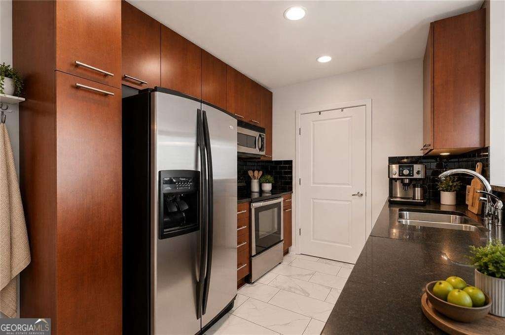Condo in Atlanta, Georgia, United States 5 - 18223163