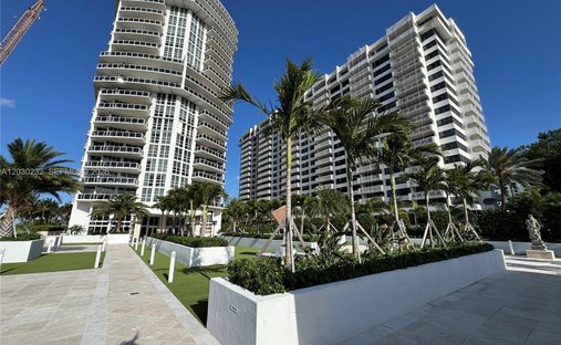 Condo in Bal Harbour, Florida, United States 1
