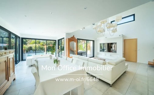 Casa a Saint-Cannat, Provenza-Alpi-Costa Azzurra, Francia 1