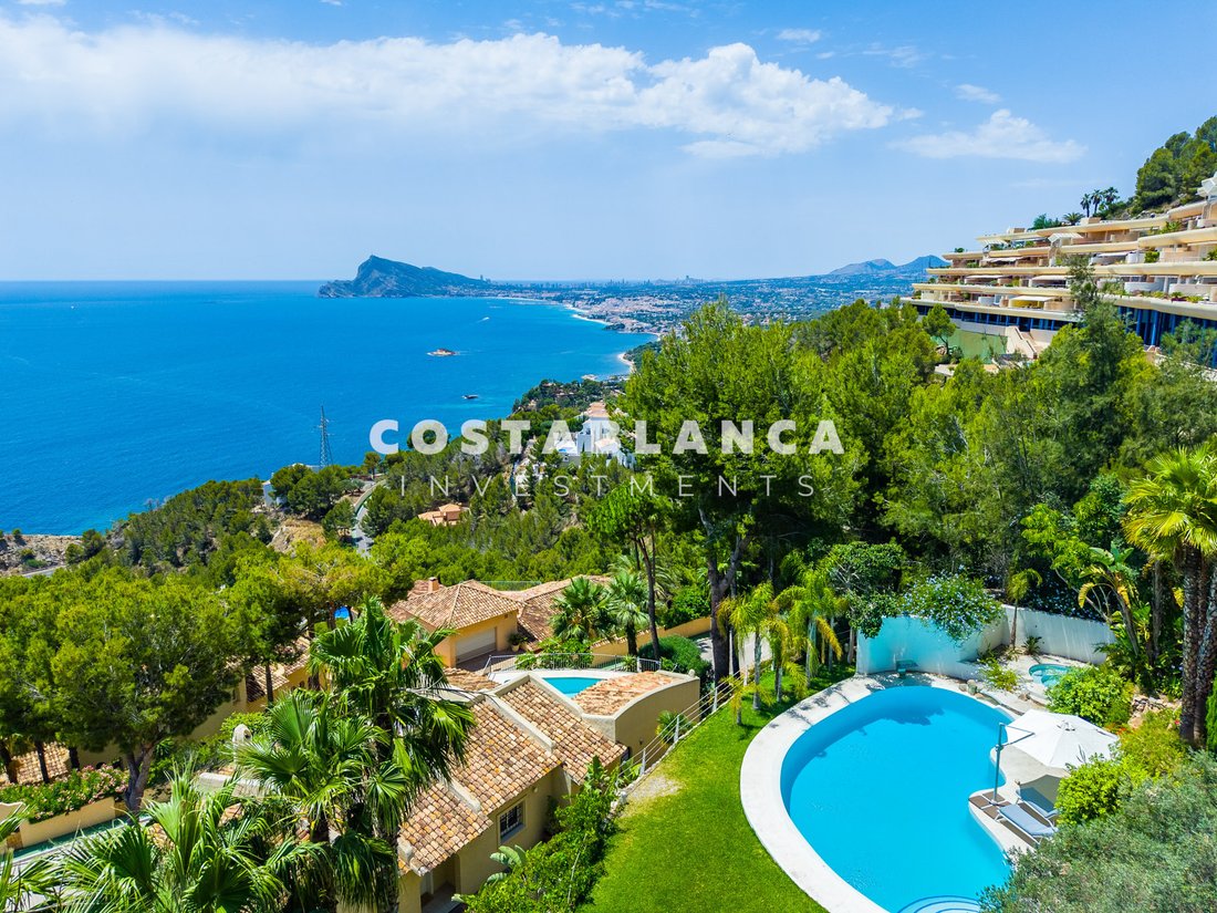 Villa in Zona de Mascarat, Valencian Community, Spain 2 - 18222694