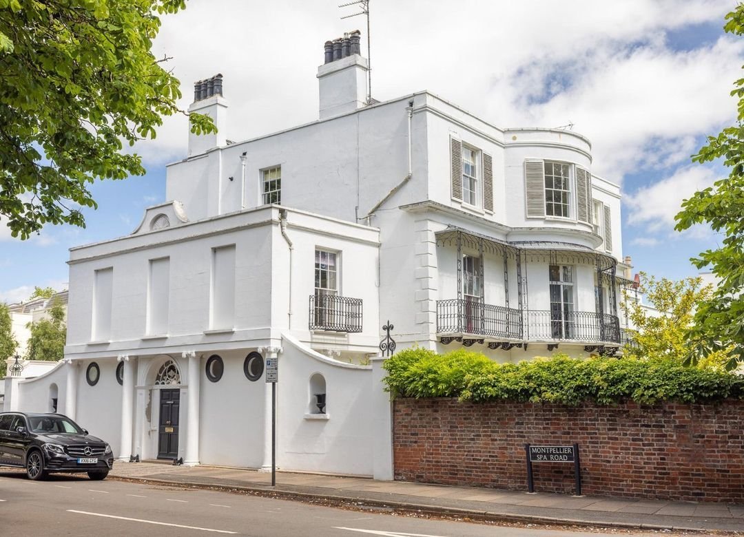 Apartment in Hasbury, Cheltenham, England 2 - 18222159