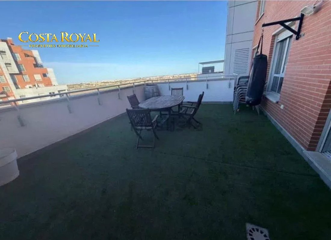 Penthouse in Burjassot, Valencian Community, Spain 2 - 18222157
