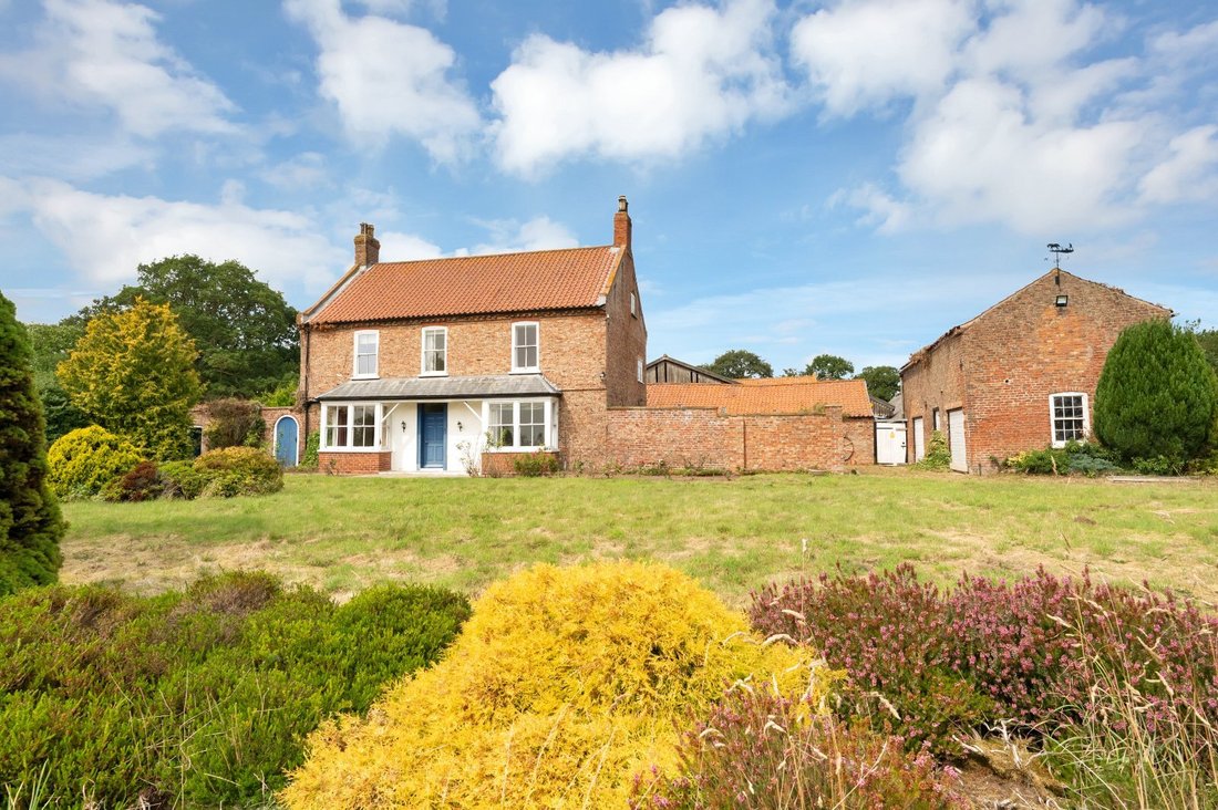 Land in York, England 2 - 18222471