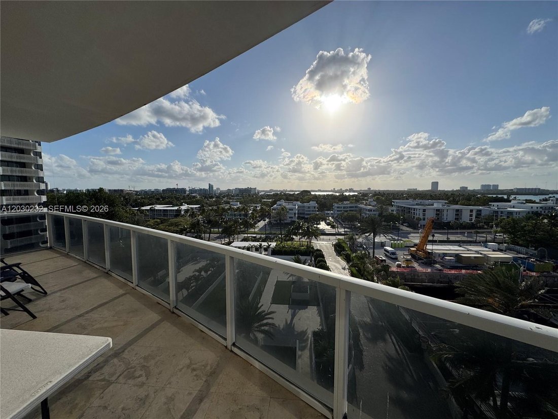 Condo in Bal Harbour, Florida, United States 3 - 18223324