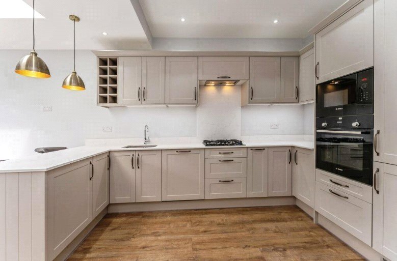 House in Barnet, England 3 - 18222178