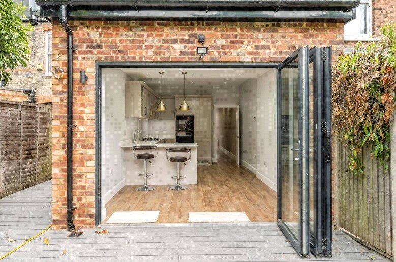 House in Barnet, England 4 - 18222178