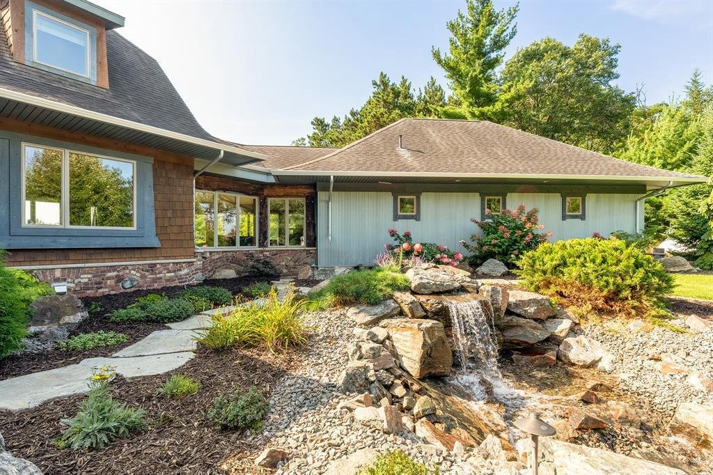 House in Eau Claire, Wisconsin, United States 3 - 18222401