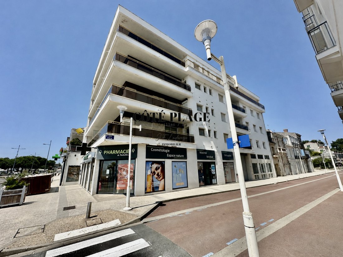 Apartment in Pontaillac, Royan, France 1 - 18222849