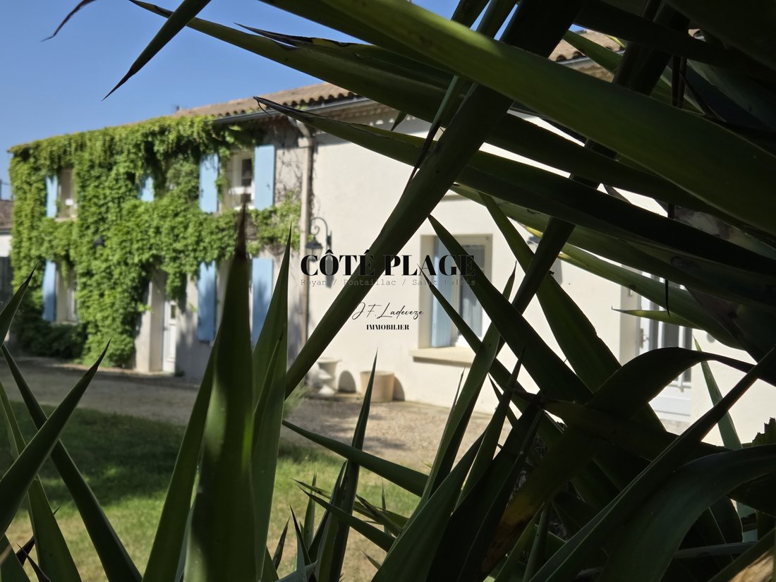 House in Saint-Sulpice-de-Royan, Nouvelle-Aquitaine, France 5 - 18222807