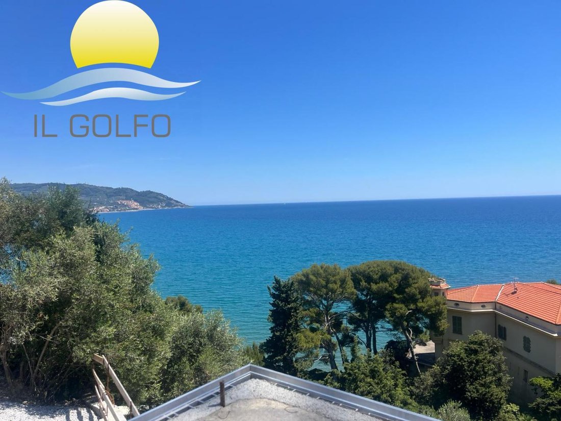 Villa in Diano Marina, Liguria, Italy 2 - 17920140