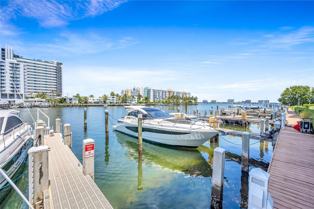 Condo in Miami Beach, Florida, United States 3 - 18222924
