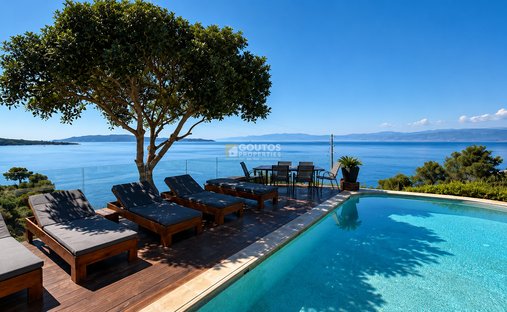 Villa in Koinotita Kranidiou, Kranidi, Greece 1