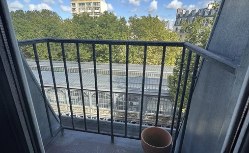 Apartment in Grange Aux Belles-Terrage, Paris 10e Arrondissement, Paris 1