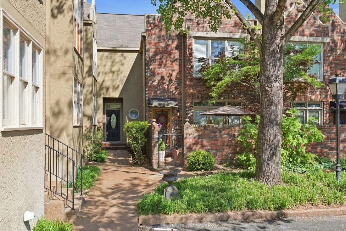 Townhouse in Forest Hills, Tennessee, United States 2 - 18222299