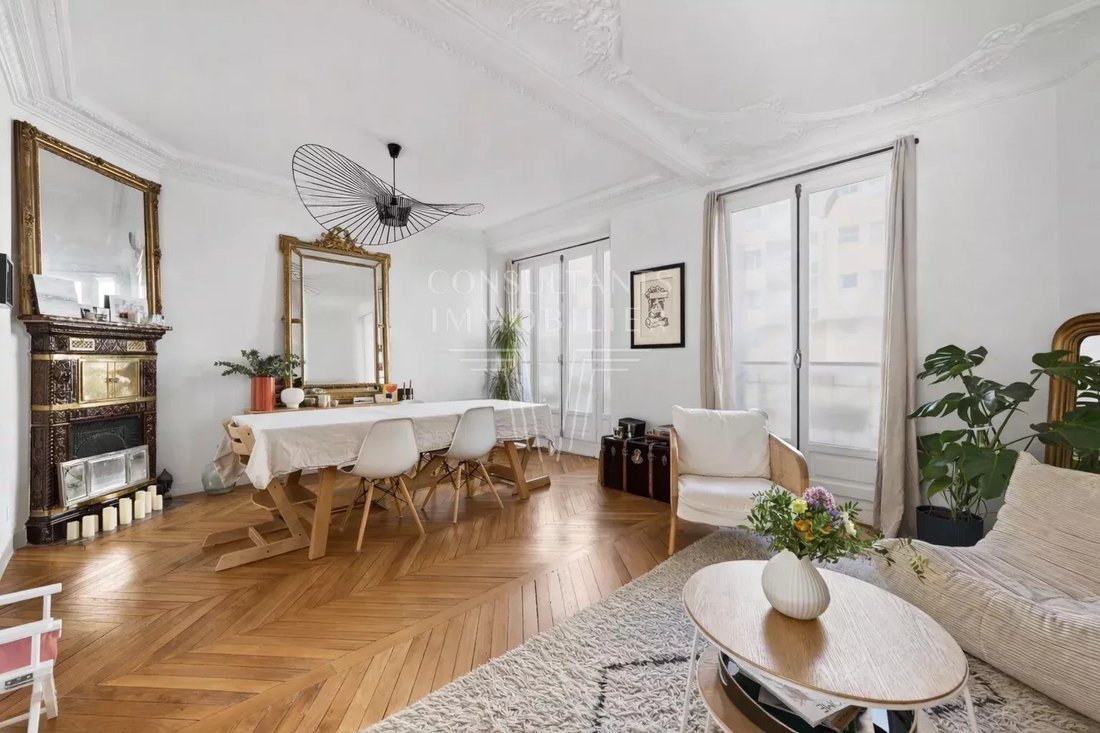 Apartment in Jean Moulin-Porte d'Orléans, Paris 14e Arrondissement, Paris 1 - 18222608