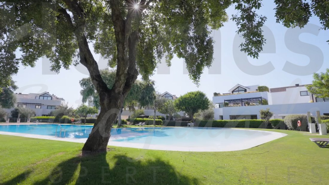 Apartment in Sotogrande, San Roque, Andalusia 3 - 18222320