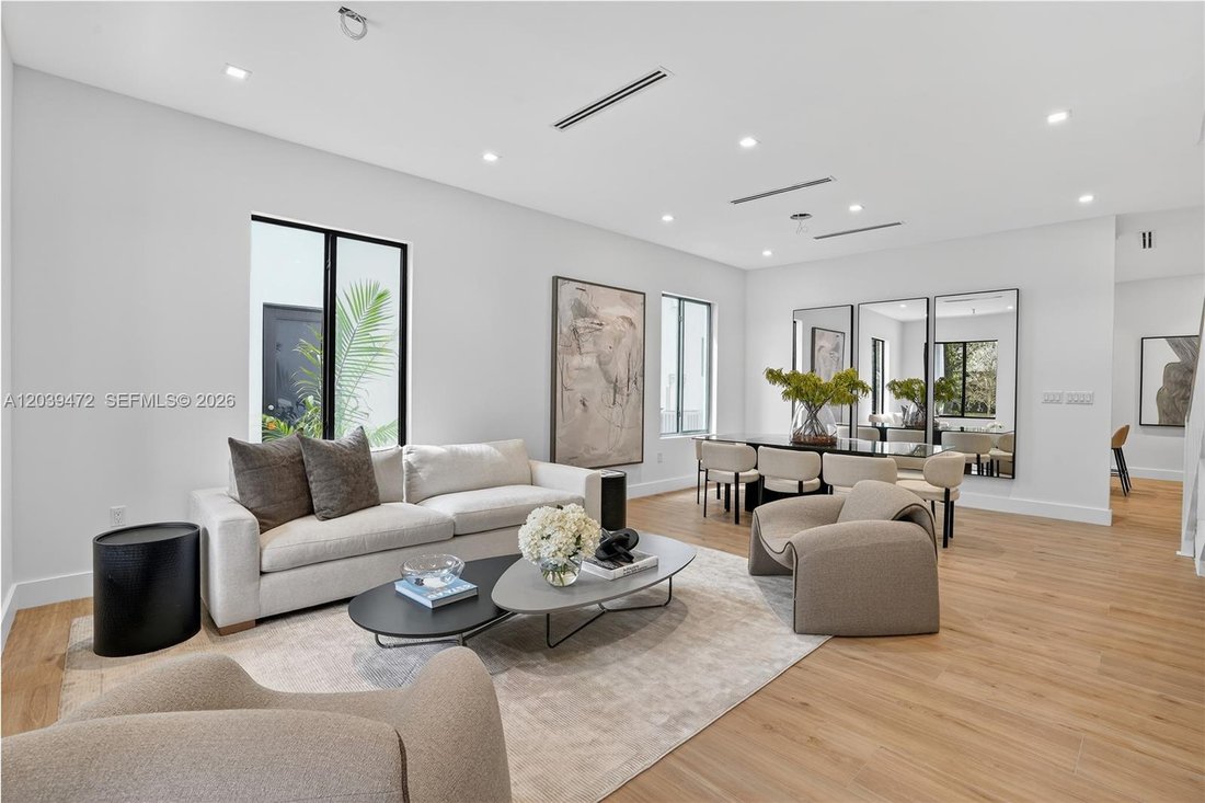 House in Miami, Florida, United States 3 - 18223330
