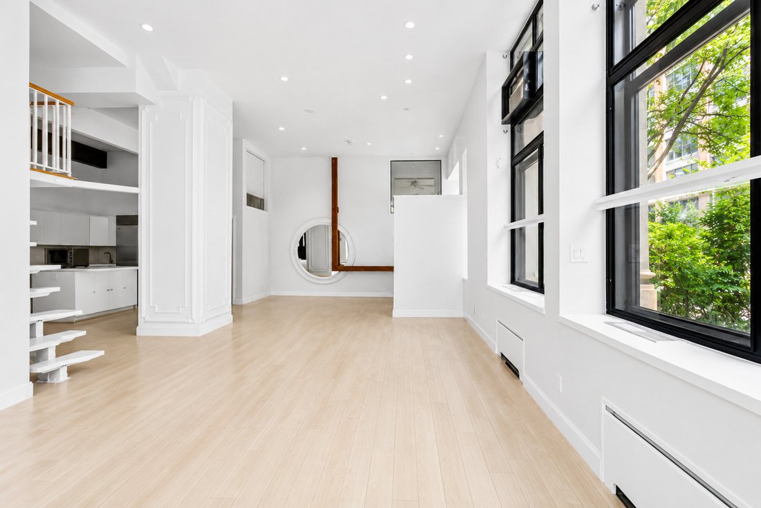 Condo in New York, New York, United States 4 - 18217125