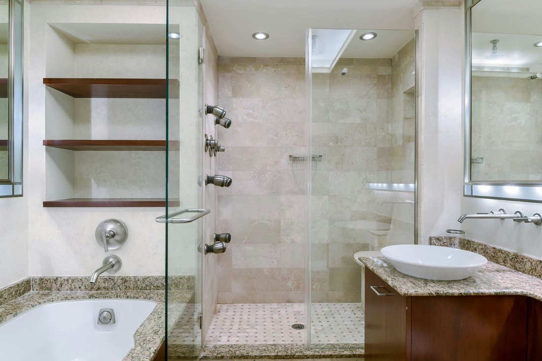 Condo in New York, New York, United States 5 - 17774998