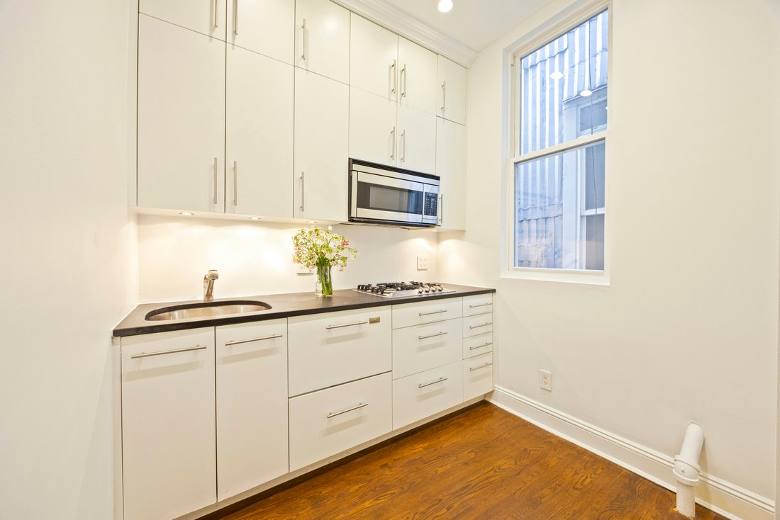 Co Op in New York, New York, United States 3 - 18217338