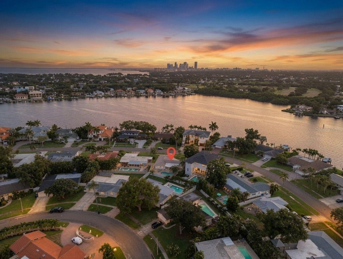 House in St. Petersburg, Florida, United States 2 - 18222865