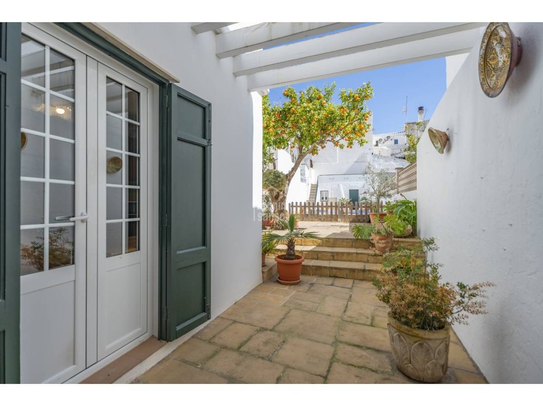 Townhouse in Maó / Mahón, Balearic Islands, Spain 3 - 14185741