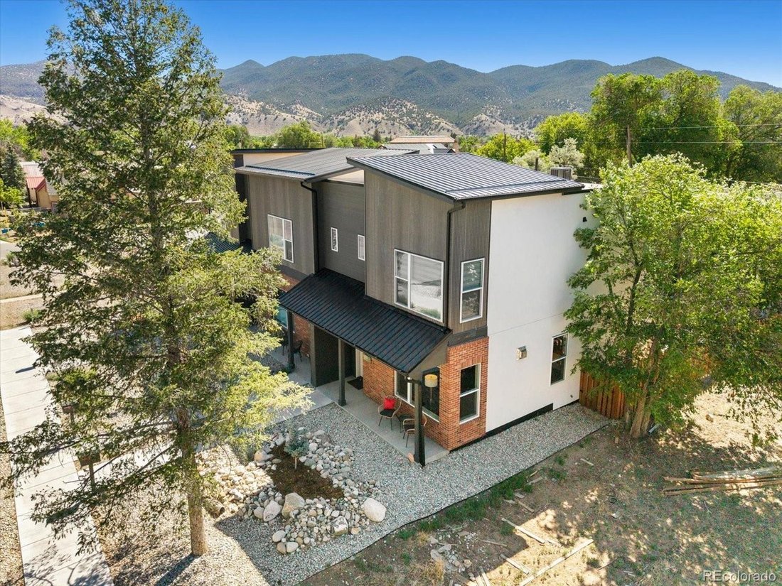 Townhouse in Salida, Colorado, United States 2 - 18121935