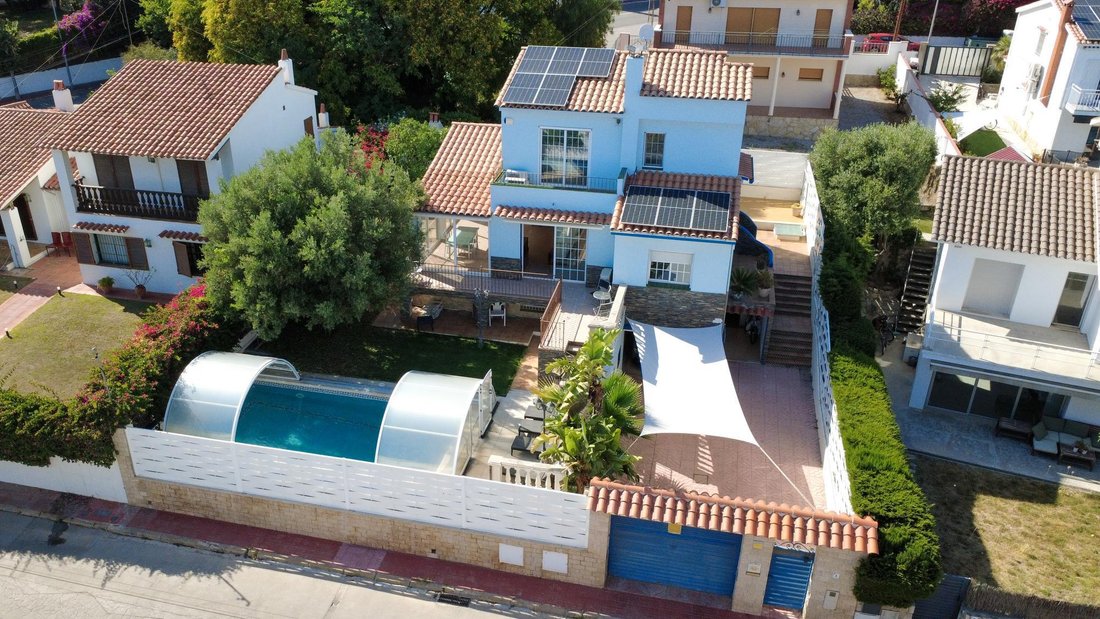 Villa in Sitges, Catalonia, Spain 2 - 16987784