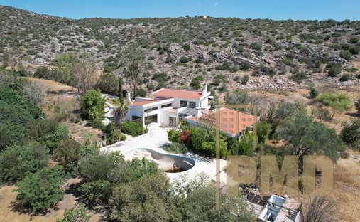 Villa in Kropia, Attica, Greece 1