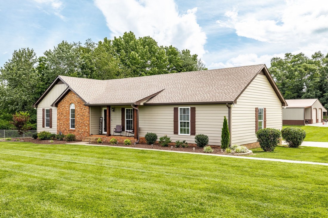 House in Greenbrier, Tennessee, United States 2 - 18205045