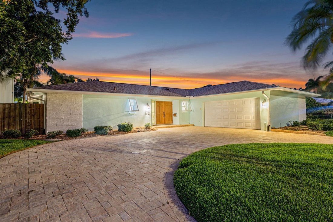 House in St. Petersburg, Florida, United States 4 - 18222865