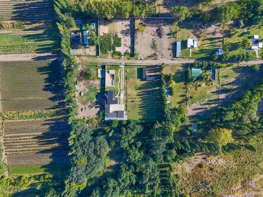 House in Neuquen, Neuquen, Argentina 5 - 18221681