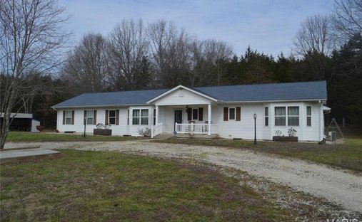 House in Montgomery City, Missouri, United States 1
