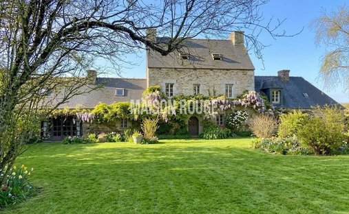 House in Runan, Brittany, France 1