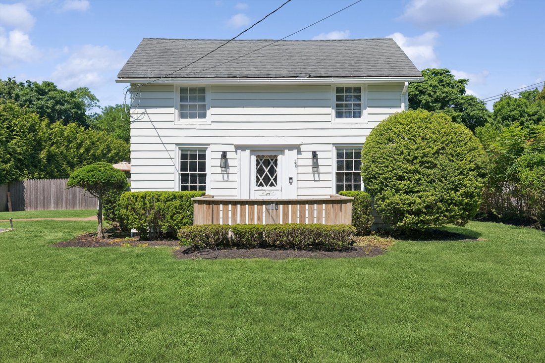 Westhampton Beach, New York, United States 1 - 18200900