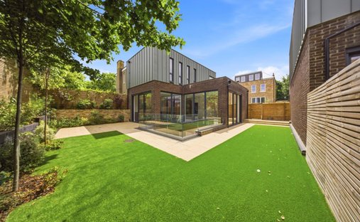 House in Acton, Ealing, England 1