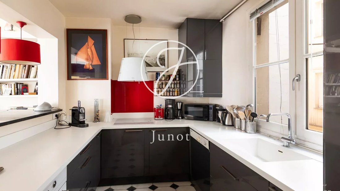 Apartment in Saint Gervais, Paris 4e Arrondissement, Paris 3 - 18222165