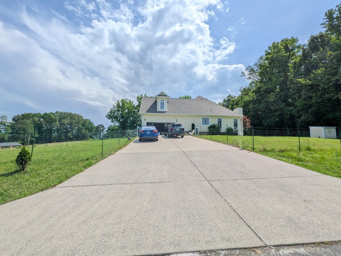 House in Whitwell, Tennessee, United States 3 - 18222338