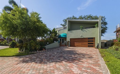 House in St. Petersburg, Florida, United States 1